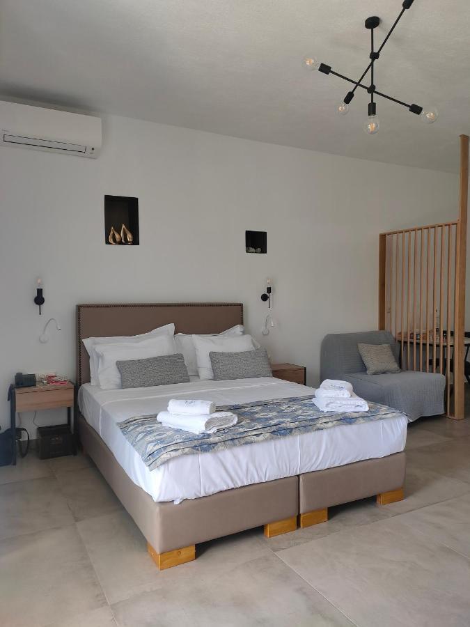 Theros Villas & Suites Chrysi Ammoudia Exterior foto